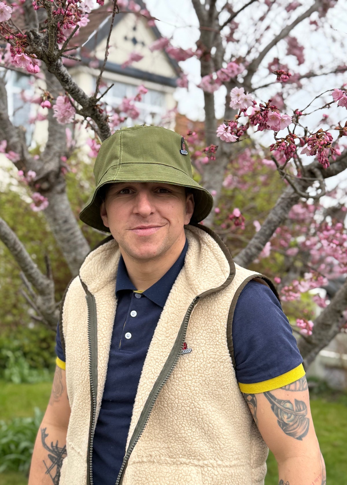 Bucket hat