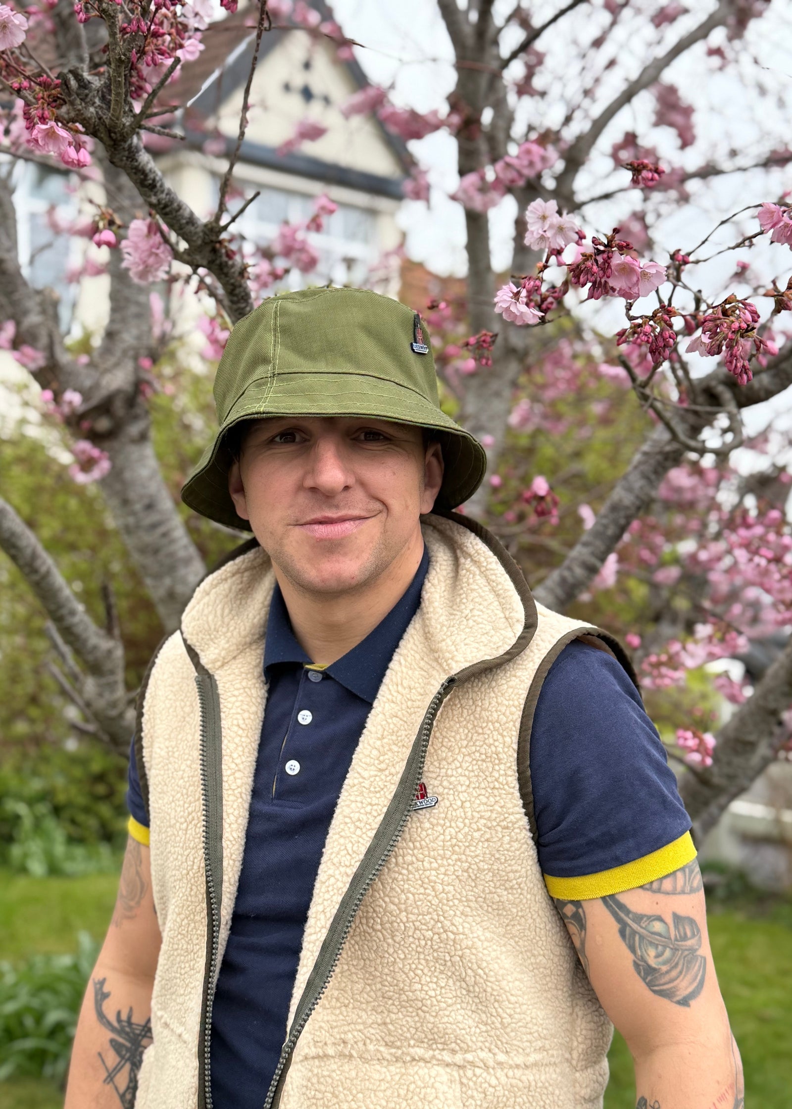 Bucket hat